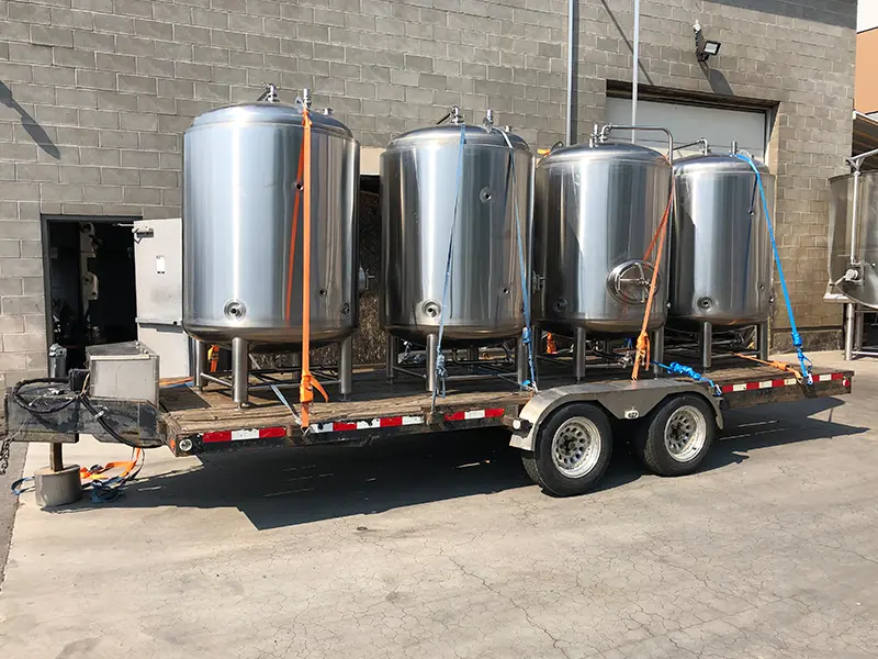 Stainless-steel Tanks (Ideal for wine, beer, milk, juice or water storage)